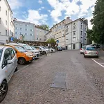 Tra Bora E Poesia, Casa Baudelaire A * 的里雅斯特