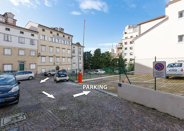 Tra Bora E Poesia, Casa Baudelaire A Trieste * Trieste