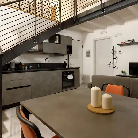 Rifugio Baudelaire, Parcheggio In Centro A Appartamento