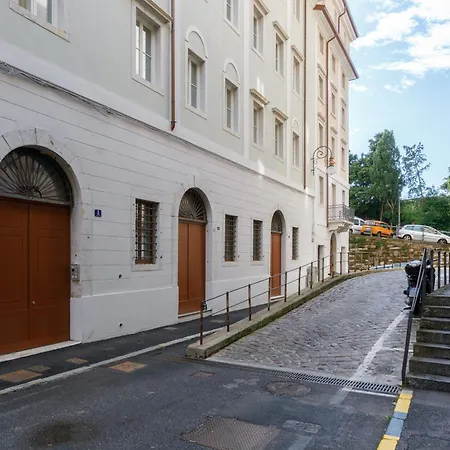 Tra Bora E Poesia, Casa Baudelaire A Trieste