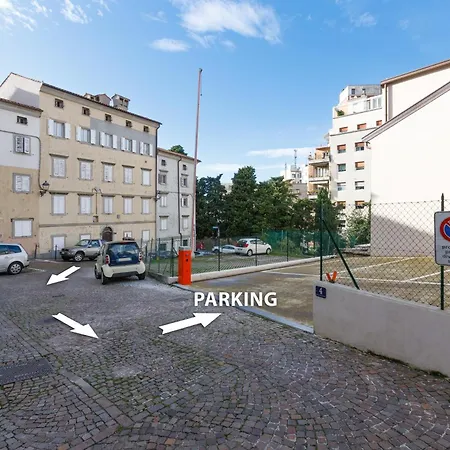 Wifi E Parcheggio In Centro A * Terst