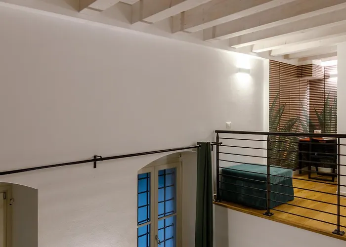 Appartamento WiFi e Parcheggio in centro a Trieste *